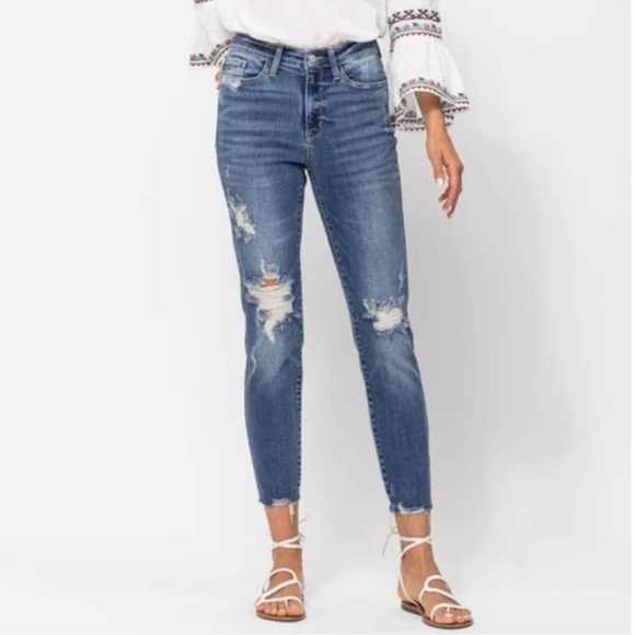 Judy Blue Relaxed Fit Jeans Medium Wash Distressed Stretch Comfy Denim 9/29 - Picture 1 of 9